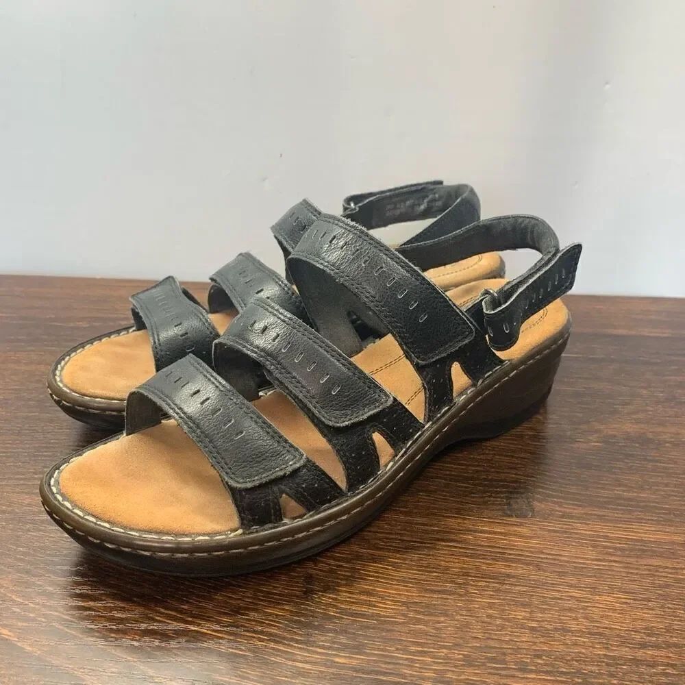 Clarks Women's Black Leather Open Toe Hook-and-Loop Strappy Sandals Size 9.5